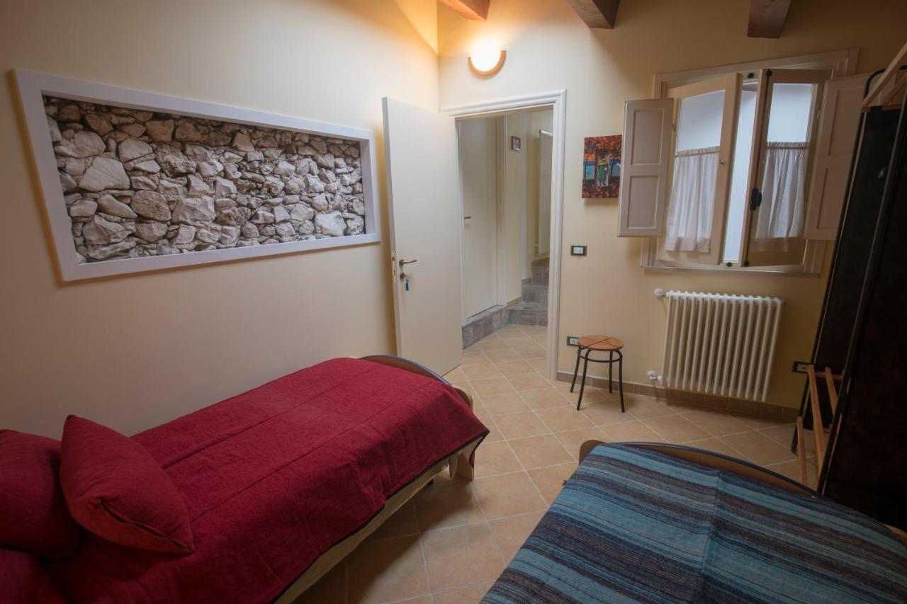 La Casa Di Angizia Hotel Gagliano Aterno Ngoại thất bức ảnh